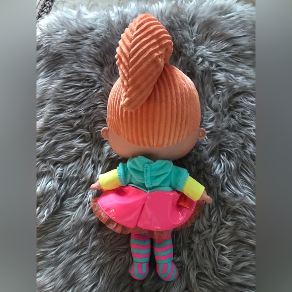 Lol Surprise Neon QT plush - Picture 5 of 6